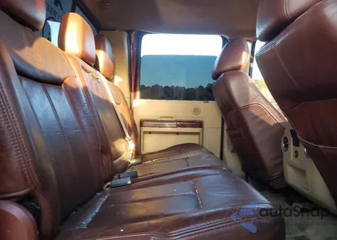 2011 Ford F250 Super Duty z USA, uszkodzony, nr VIN 1FT7W2BT8BEB93892